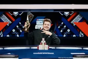 أوليفر ويز يفوز بلقب البطولة الرئيسية في قبرص ويحقق إنجازًا مذهلًا