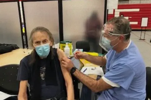 扑克界疫苗争议：Doug Polk的推文引发讨论