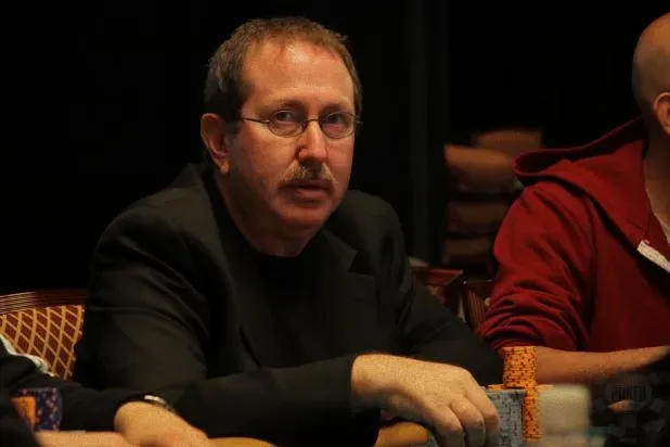 扑克app推荐排行榜:2012 WSOP赛事报道:亚赫特曼、巴达夺冠,赛事日程