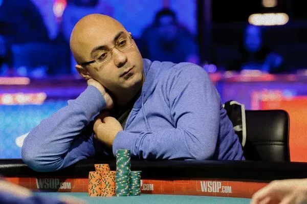 线上扑克公平公正:阿什坎·拉扎维赢得WSOP金手链，创四年最大1500级锦标赛纪录