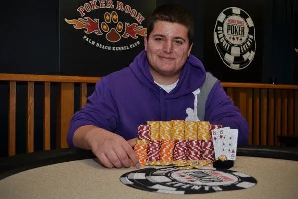 德州扑克模拟器:佛罗里达州扑克赛事盛大开启:与 WSOP 合作
