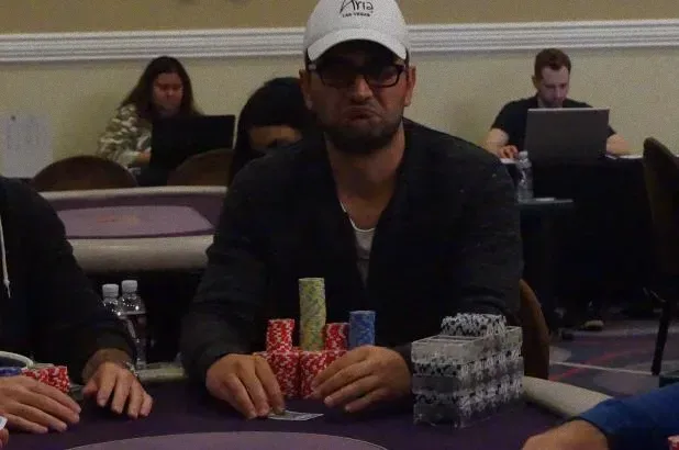 WSOP巡回赛星光熠熠,埃斯凡迪亚里领跑
