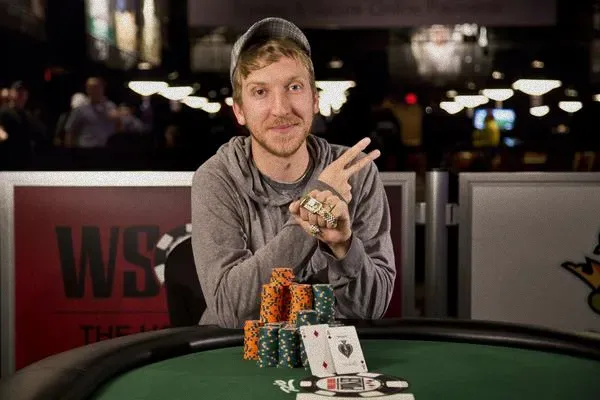 布雷特·沙弗再夺金手链：WSOP赛事回顾