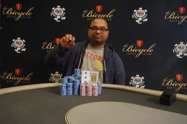 房地产经纪人戴夫·班纳吉赢得WSOP巡回赛戒指，赢得24625美元