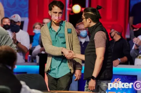 技巧分享:WSOP主赛事:决战三人,争夺金手链