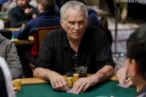 تي جاي كلوتير- أسطورة البوكر، الفوز والخسارة، والديون التي لا تُنسى