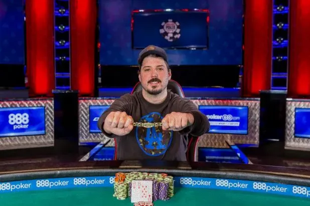 克里斯·博莱克赢得WSOP手链：扑克生涯再添荣耀