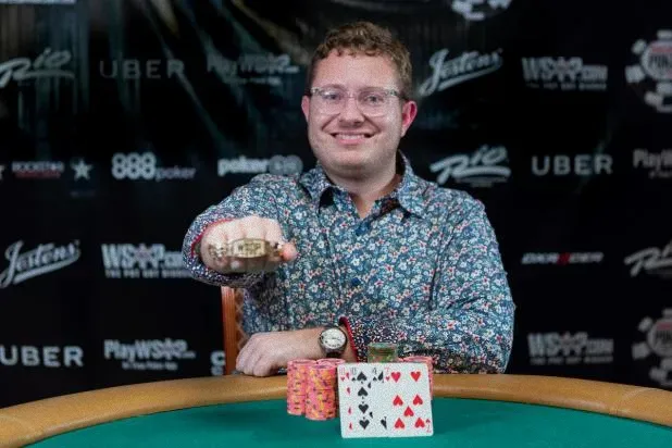 布莱恩·哈斯廷斯获得第四个WSOP手链,赢得混合游戏冠军