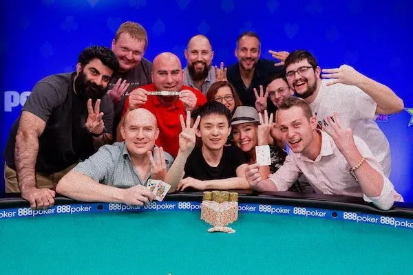 本·于从贾斯汀·博诺那里获得建议，赢得WSOP第三个手镯