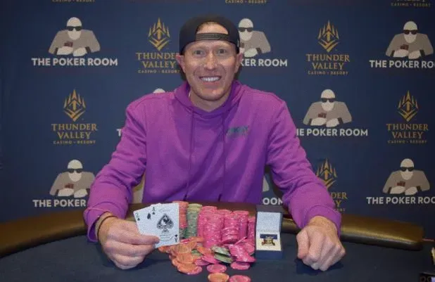 罗伯特·格罗斯格劳瑟赢得雷霆谷WSOP巡回赛主赛事冠军