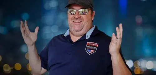 德州扑克牌型:蒙尼梅克尔加盟Americas Cardroom：扑克传奇的新篇章