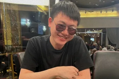 扑克玩家遭勒索：骗局揭秘
