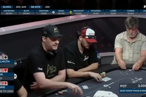 菲尔·赫尔穆斯WSOP赛场失控：吐槽与争议