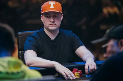 百万美元扑克游戏：艾伦·基廷与德克萨斯迈克对决