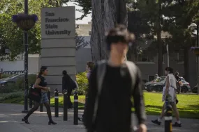 加州州立大学教职员工罢工，争取更高工资和福利