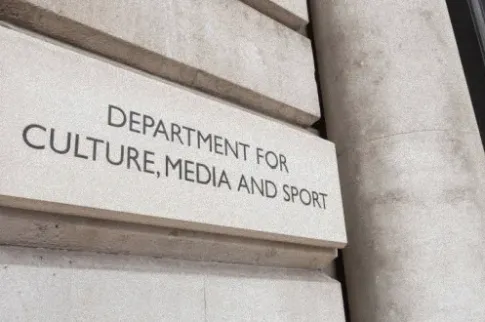 英国赌博委员会任命新委员，加强治理与监管