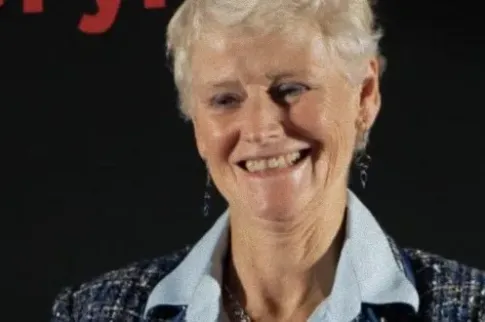 博彩与游戏委员会主席Brigid Simmonds离任