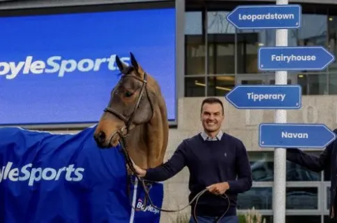 德州扑克计算方法:BoyleSports谈赛马赞助：战略、挑战与机遇