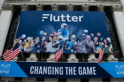 德州扑克四二法则是什么:Flutter 2023 财年业绩：转型与全球扩张