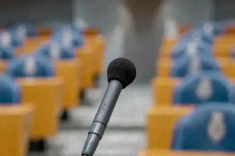 荷兰议会辩论在线赌博广告禁令