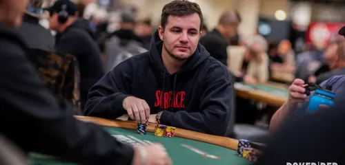 扑克选手拉斯维加斯WSOP赛前豪取丰厚奖金