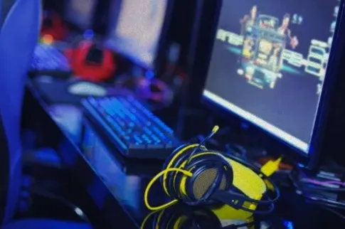 Bayes Esports：革新电子竞技博彩体验