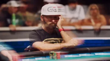 2025 WSOP班布里克鲁本和福克斯等人在扑克比赛中获胜