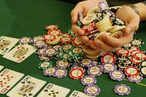 إفلاس منتج Southern California Poker Tour بعد مشاكل مالية متراكمة.