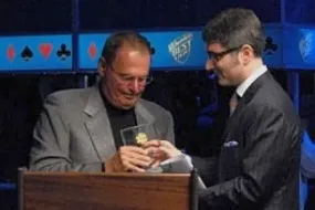 أبرز عشرة مرشحين لقاعة مشاهير البوكر لعام 2009- نظرة على الأسماء البارزة