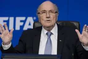 بلاتر یدعو لاستبعاد إیران من كأس العالم 2022 بسبب الاحتجاجات