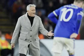 روما وليستر- صراع التأهل لنهائي كونفرنس ليغ وحلم مورينيو بالتتويج