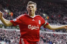 ليفربول يعود إلى أديداس- شراكة جديدة لخمسة مواسم قادمة