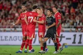 فيرتز يقود ليفربول للفوز على يوكوهاما في مباراة ودية مثيرة