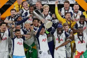 توتنهام يكسر الجفاف ويهزم مانشستر يونايتد في نهائي الدوري الأوروبي