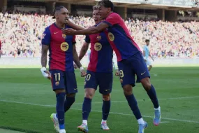 رافينيا يقود برشلونة لريمونتادا مثيرة أمام سيلتا فيغو في الوقت القاتل