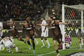 تعثر ليفركوزن، فوز دورتموند، وتعادل أوغسبورغ بالدوري الألماني