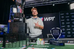 فوز ديلان سميث ببطولة WPT Rock'n'Roll Poker Open مقابل 662,200 دولارًا