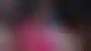 لاميلو بول يثير الإعجاب في الدوري الصيفي بإطلالة وردية جريئة.