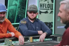 تدفق النقود- إثارة البوكر عالية المخاطر و التقلبات الدرامية