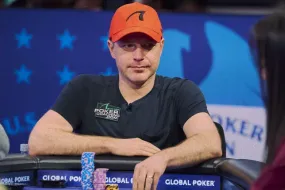 استراتيجيات المكدس الكبير- الضغط والتجنب في لعبة البوكر النهائية