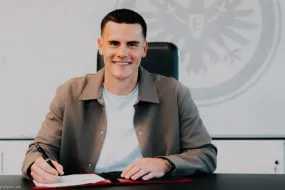 آينتراخت فرانكفورت يتعاقد مع زيترر لخمسة ملايين يورو حتى 2029