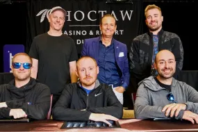 نهائي بطولة العالم للبوكر- ستة لاعبين يتنافسون على اللقب