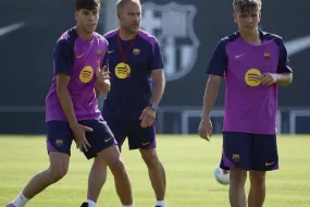 برشلونة يرفض إعارة تورنتس إلى بيتيس ويراهن على موهبته