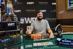 تشاد إيفسلاج يفوز ببطولة WPT Venetian ويحقق ثلاثية في 2021