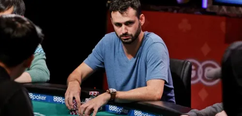 扑克选手利文斯顿WSOP手链失而复得