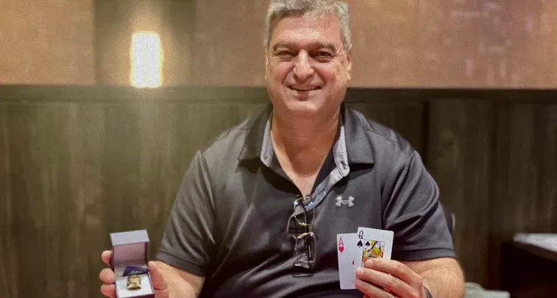 فوز حميد إزادي بلقب WSOPC Pompano الضخم وجائزة 245,225 دولارًا