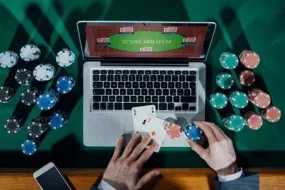 أسواق الألعاب الأمريكية- نمو قياسي في الإيرادات مع ازدهار الكازينوهات عبر الإنترنت