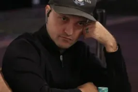 استراتيجيات الرهان المستمر- دليل النجاح في لعبة البوكر