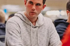 كيفية بناء رصيد كبير في بوكر البطولات المبكرة