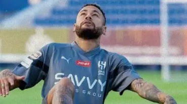 كلاسيكو جدة- الاتحاد والهلال في صراع الصدارة الناري بدوري روشن